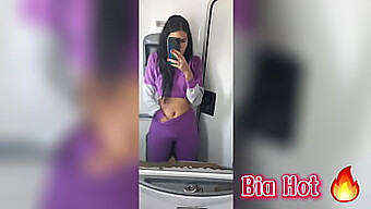 Bia Hot Indulges In Self-Pleasure In A Public Restroom