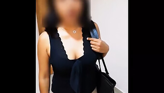 Femme Mature Réalise Son Rêve Coquin Au Bureau