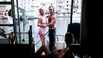 Vintage Francuski Porno: Klasyczne Spotkanie W St. Tropez.