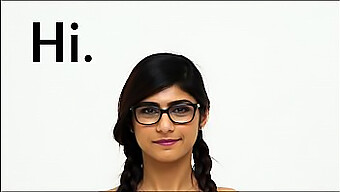 Mia Khalifa'Nın Kusursuz Fiziği Tamamen Sergileniyor, Samimi Hd Videoda